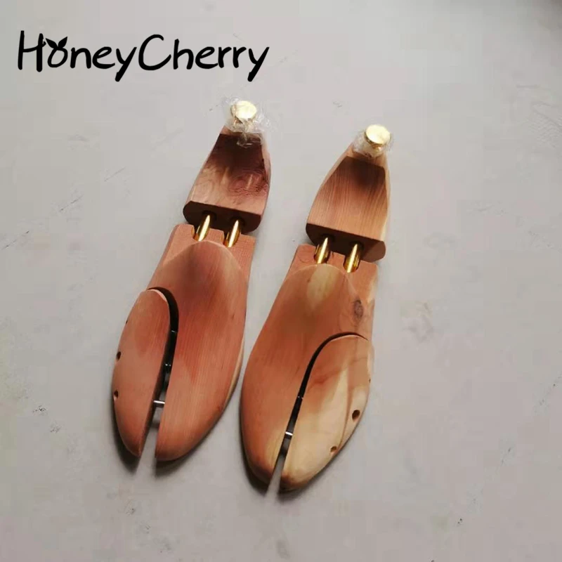Shoe Tree Cedar - دعامة أحذية من خشب الأرز من