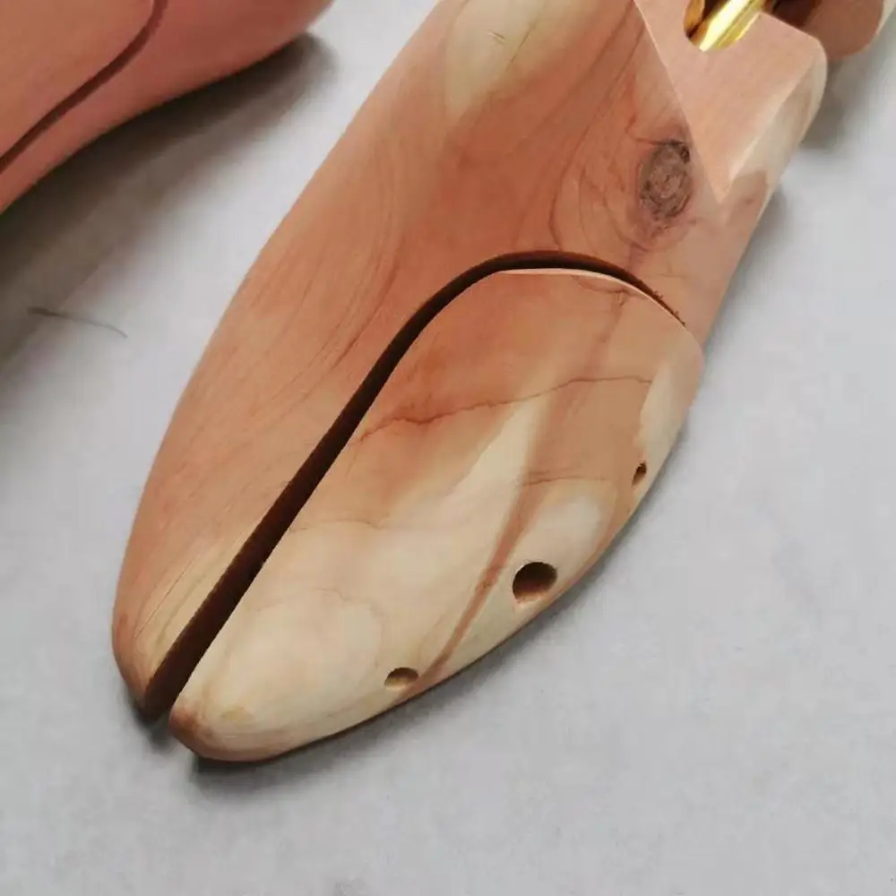 دعامة أحذية من خشب الأرز من ال - مراجعة Shoe Tree Cedar وسعره