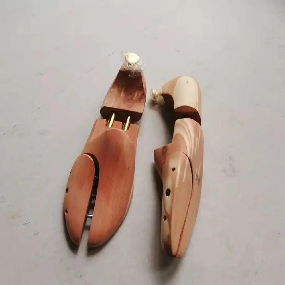 دعامة أحذية من خشب الأرز من ال - مراجعة Shoe Tree Cedar وسعره