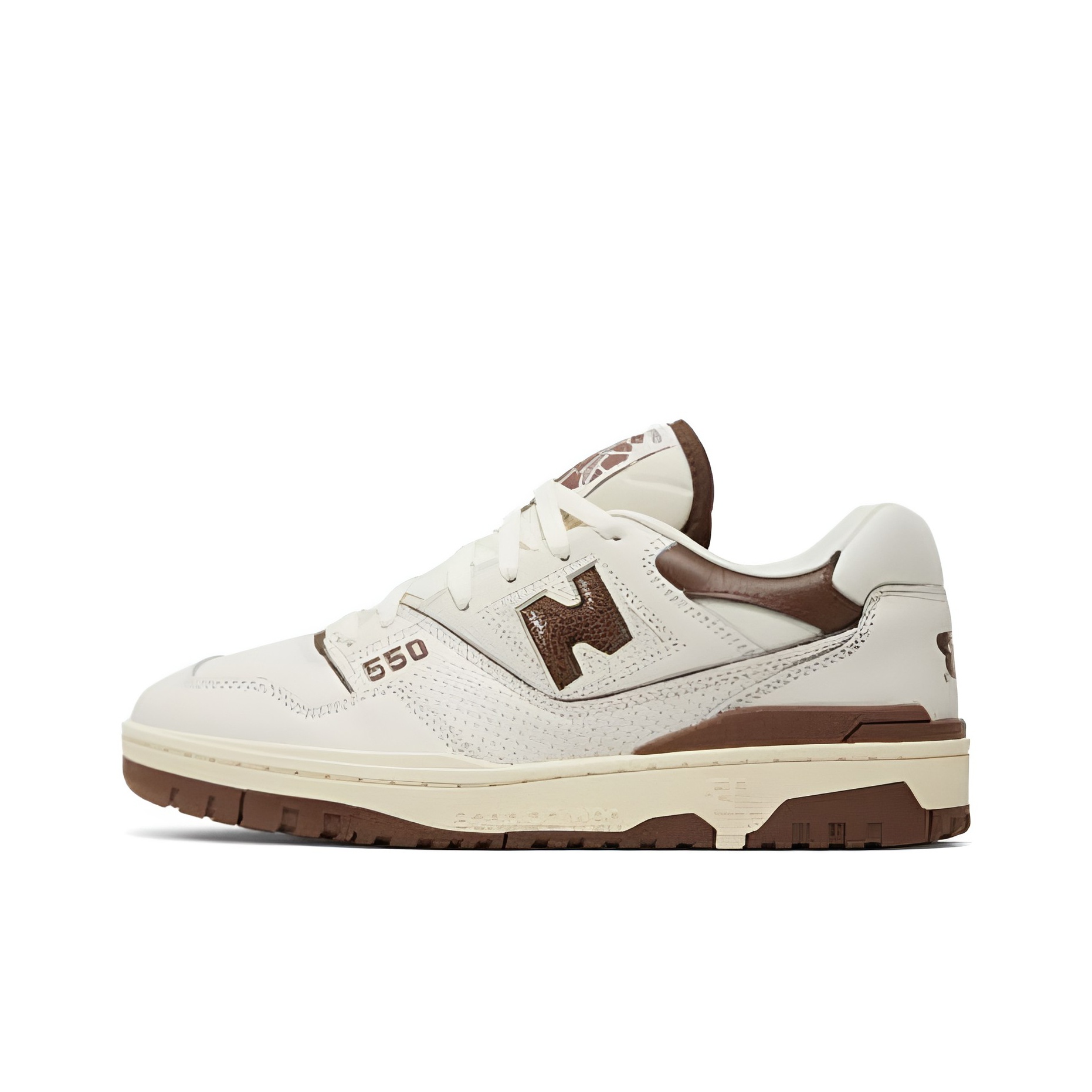 أحذية كرة السلة AIME LEON DORE - مراجعة New Balance Shoes 550 وسعره